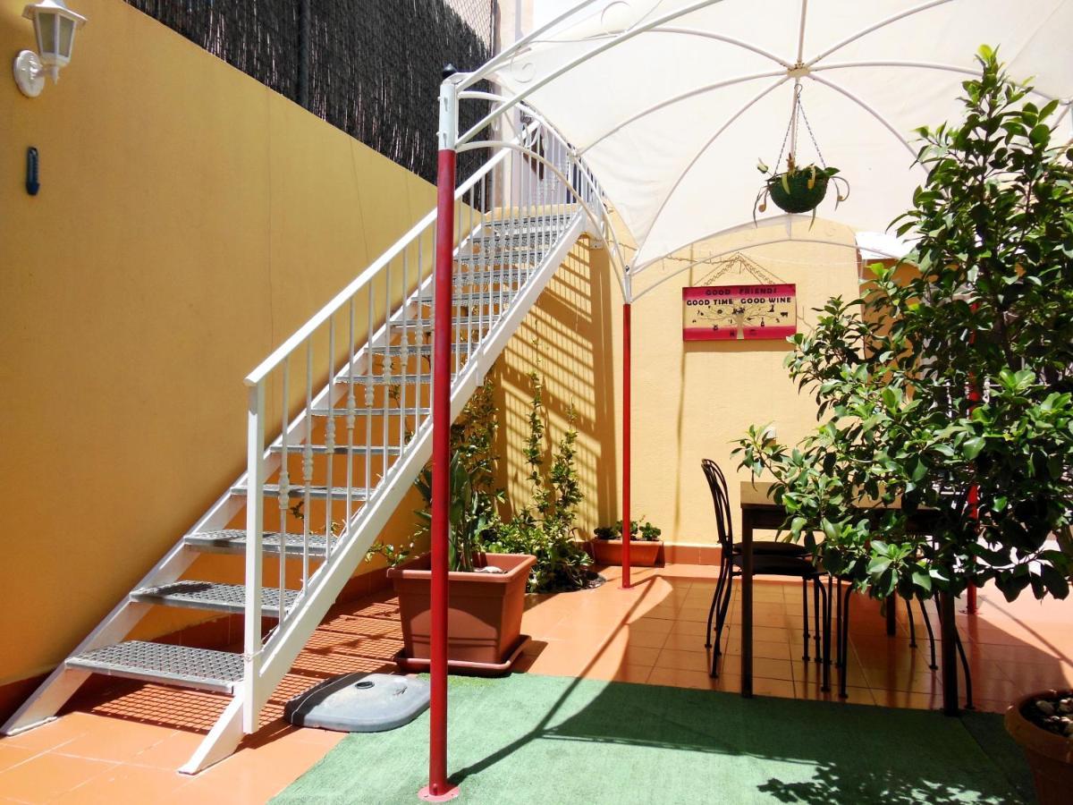 沙漠花园乡村之家酒店 塔韦尔纳斯 外观 照片